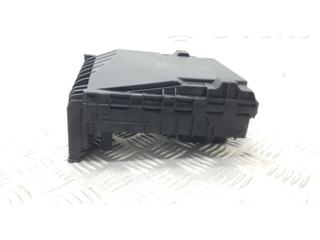 Pojistková skříňka 1K0937125B, 1K0937132F Volkswagen Scirocco 2008