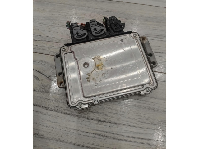 Řídící jednotka 9663943980   Citroen Berlingo 1999