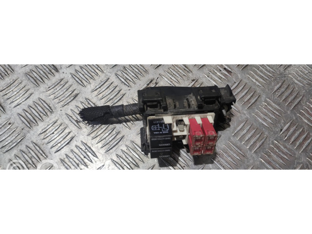 Блок предохранителей P68101275AB Jeep Grand Cherokee