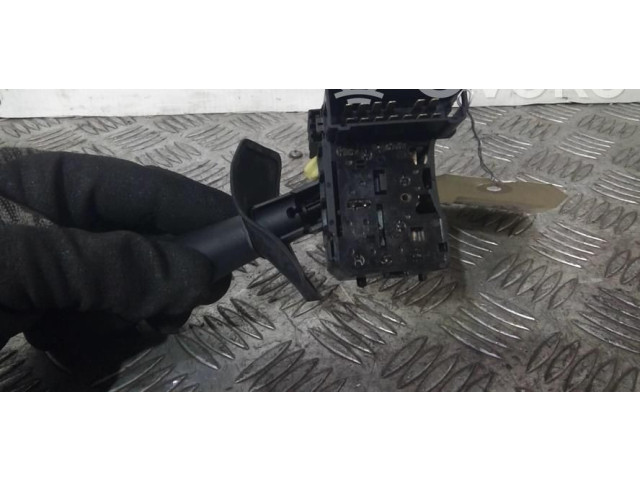 Ручка стеклоочистителей 6001548109   Dacia Logan I