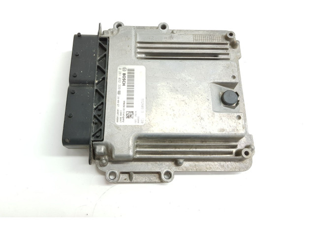 Блок управления двигателя 55280913, 0281032339   Fiat 500L