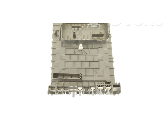 Pojistková skříňka Řídící jednotka BSM 1K0937125A   Seat Altea 2007