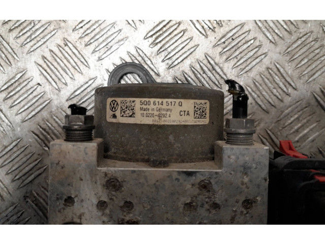 Блок АБС 5Q0614517Q, 10022002924 Skoda Octavia Mk3 (5E) 2013 - 2019 года