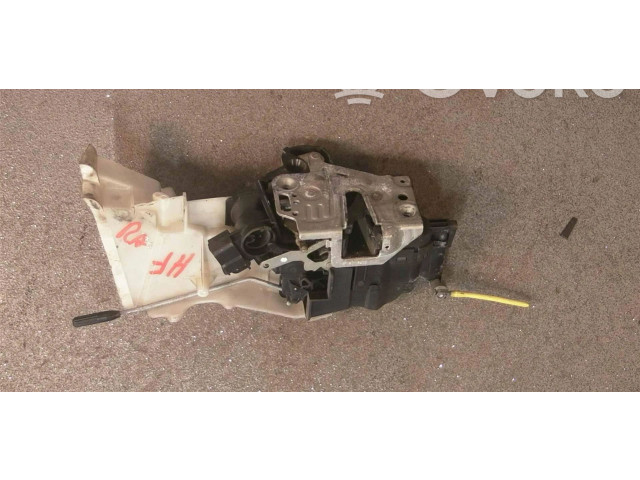 Zámek zadních dveří Mercedes-Benz E W210 1998