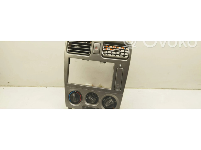 Блок управления климат-контролем    Subaru Forester SG