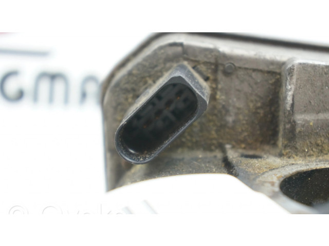 Дроссельная заслонка