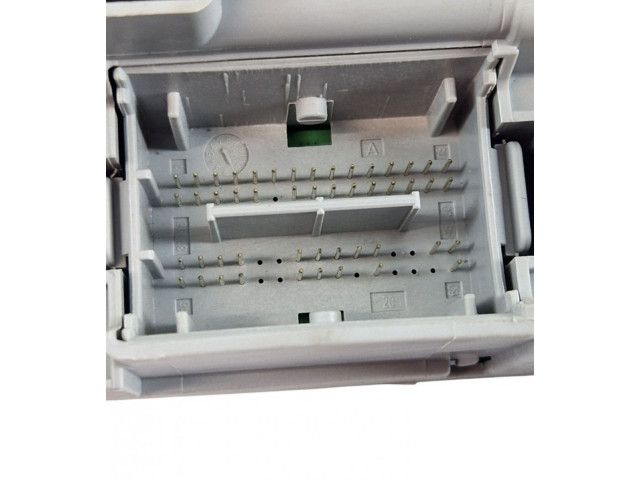 Блок предохранителей 00519749220   Ford Ka    