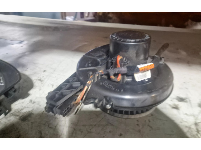 Вентилятор печки       Volkswagen Polo IV 9N3