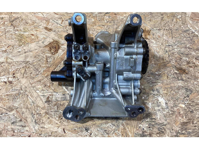 Масляный насос   851375607  BMW 3 F30 F35 F31 