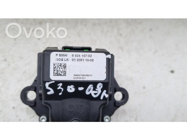 Ручка стеклоочистителей 692410702   BMW 5 E60 E61