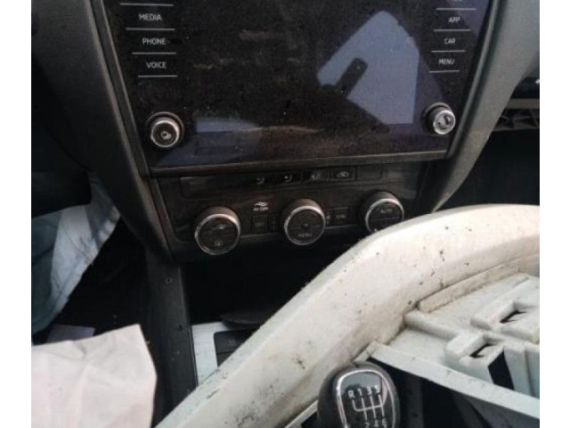 Блок управления климат-контролем 5E0907044BAYMS   Skoda Octavia Mk3 (5E)