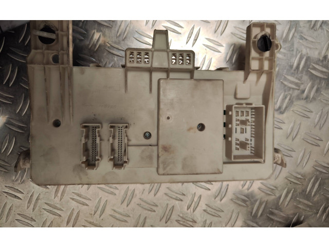 Pojistková skříňka 30765471, 00019125 Volvo S40 2010