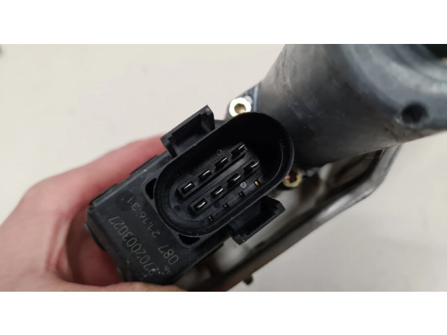 Передний комплект электрического механизма для подъема окна