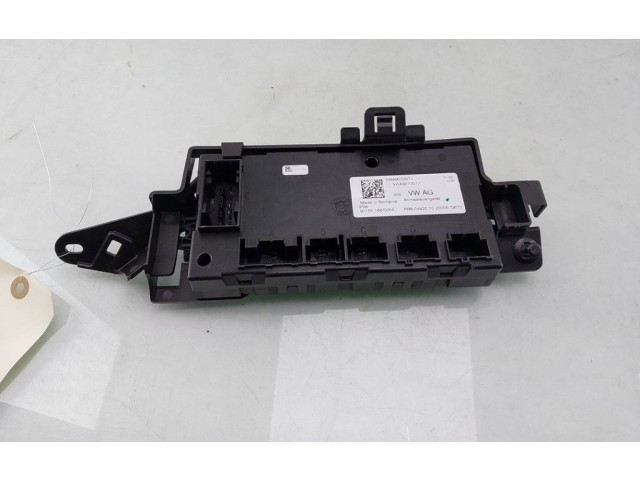 Блок управления климат-контролем Audi A3 8Y