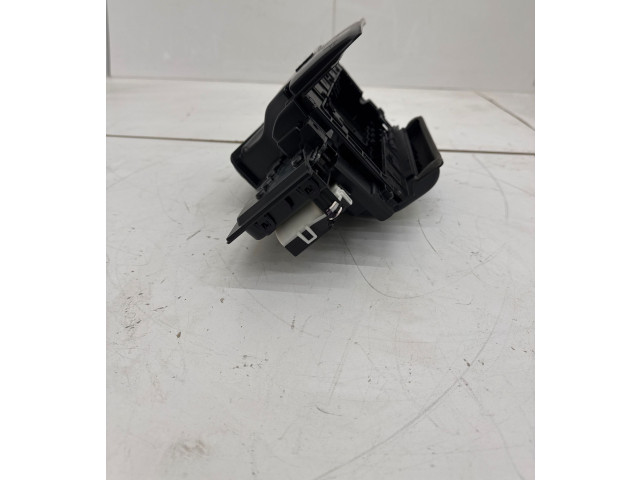 Панель приборов 156297200C, 156295783G Tesla Model S