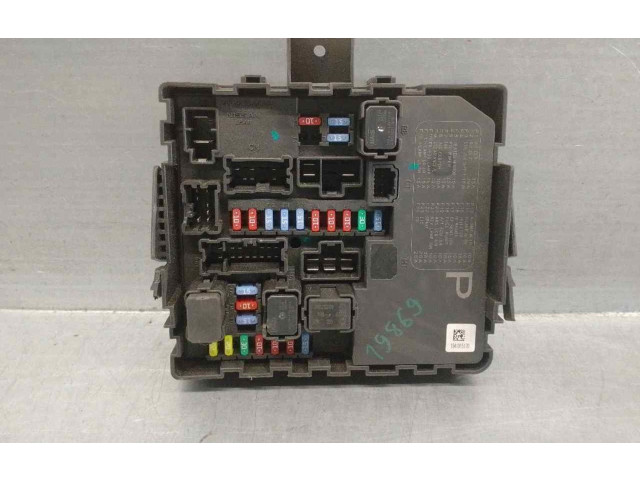 Pojistková skříňka Řídící jednotka BSM 284B7EB03B, 523547F05 Nissan Navara 2005