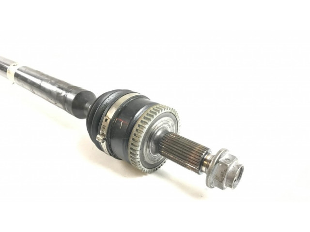 Передняя полуось