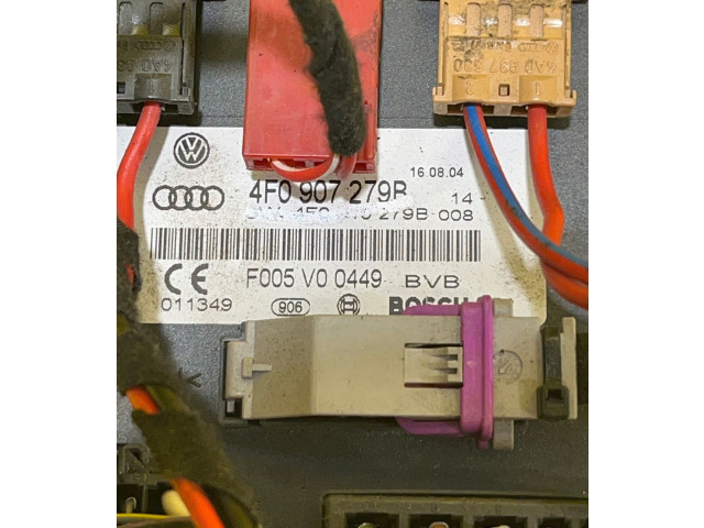 Блок предохранителей  4F0907279R, 252KM   Audi A6 S6 C6 4F    