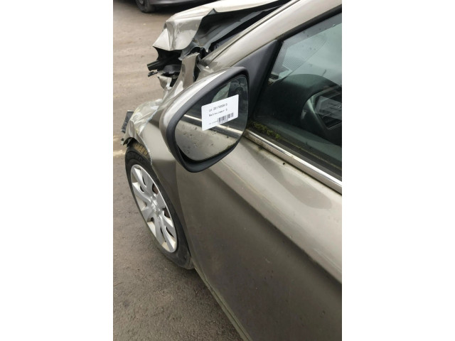Zpětné zrcátko Peugeot 301 2015