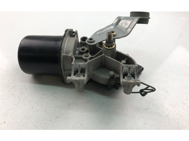 Двигатель стеклоочистителей