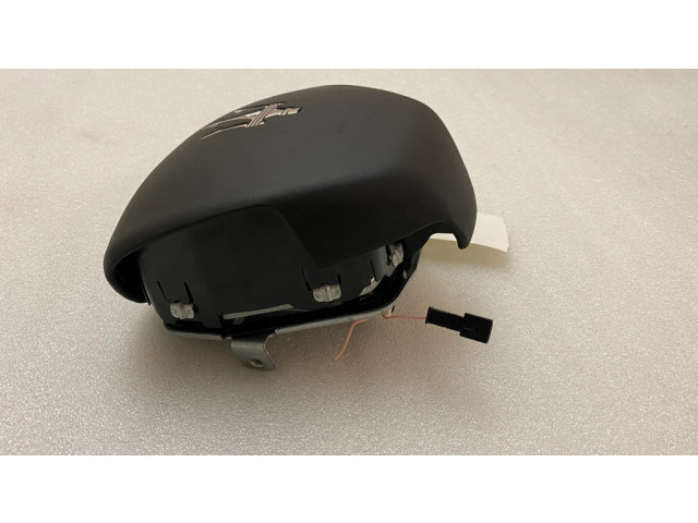 Подушка безопасности водителя 06700805010 Maserati Levante