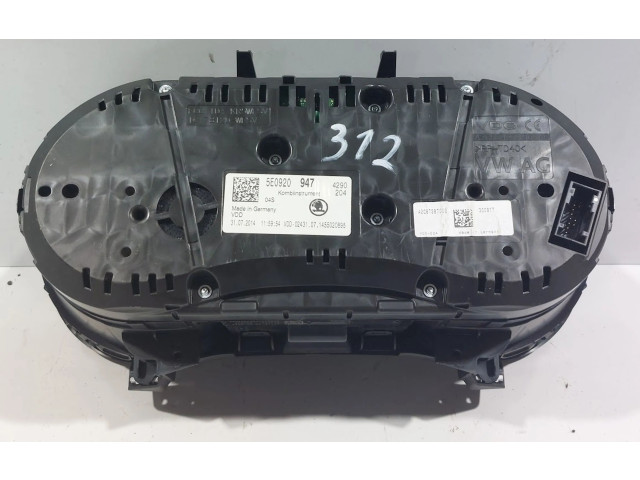 Панель приборов 5E0920947, 5E0920947   Skoda Octavia Mk3 (5E)       