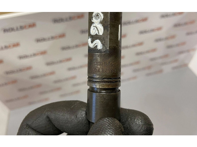 Форсунка 074130201Q    Volvo S80   