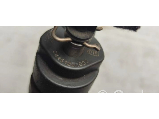 Vstřikovač 500313105, 0445120002 Iveco Daily 3rd gen pro naftový motor 2.8 8140.43B; 8140.43C