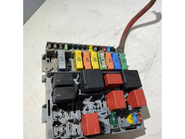 Блок предохранителей 51781452, 1401101803 Citroen Nemo