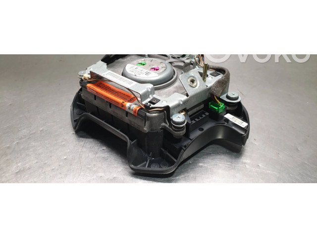 Подушка безопасности водителя 8686280   Volvo V70