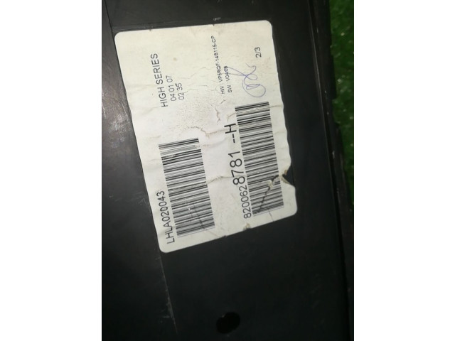 Панель приборов 8200628781H   Renault Clio III       