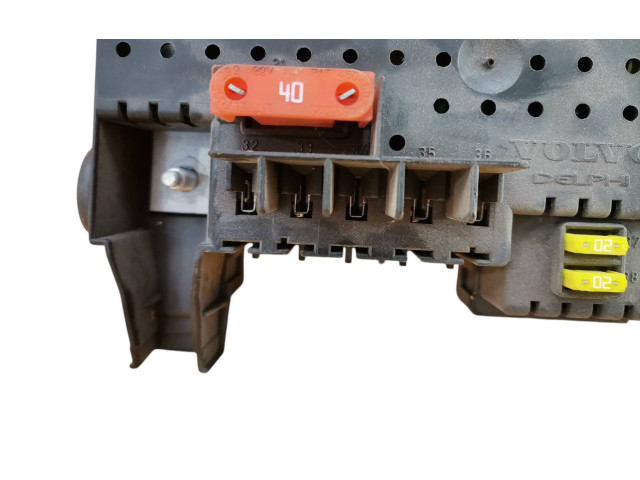 Блок предохранителей 8676391, 12217799 Volvo XC90