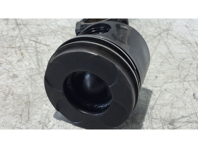 Píst Fiat Doblo pro naftový motor 1.2