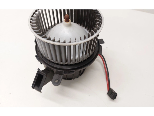 Вентилятор печки       Audi Q5 SQ5