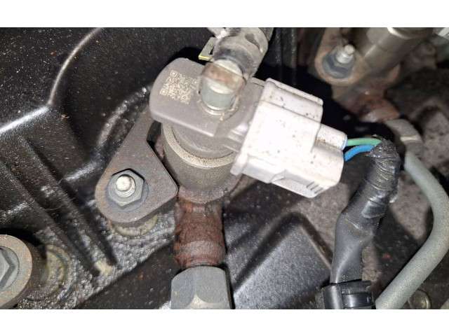 Vstřikovač Mazda 6