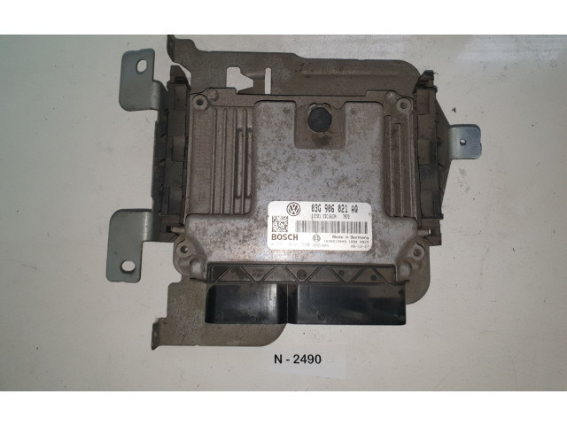 Řídící jednotka 03G906021AQ Volkswagen Caddy 2010