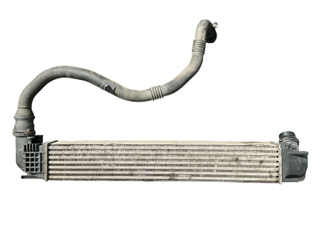 Интеркулер 8200880552B Dacia Duster