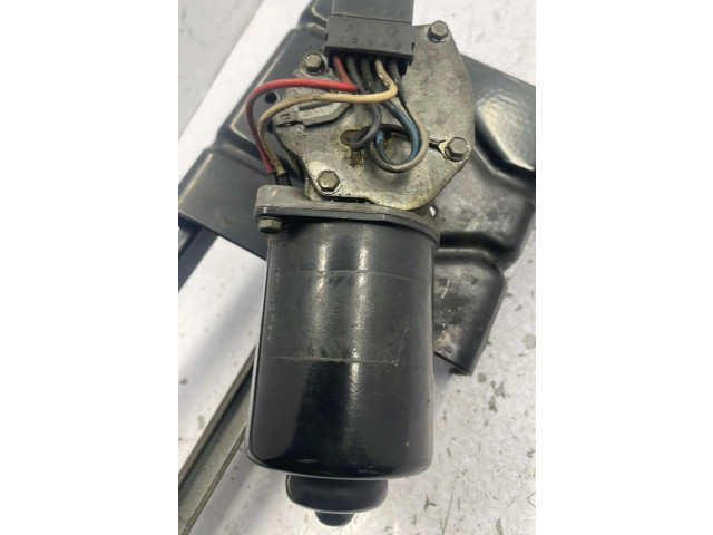 Моторчик дворников     Renault Trafic I