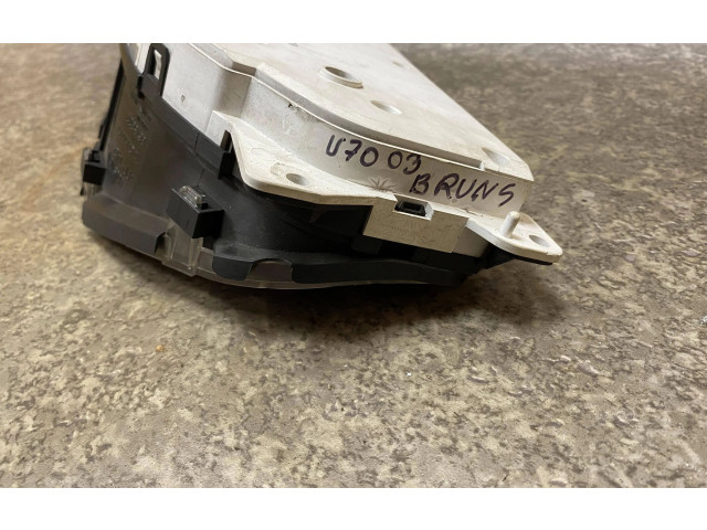 Панель приборов 8673263, 8673802 Volvo V70