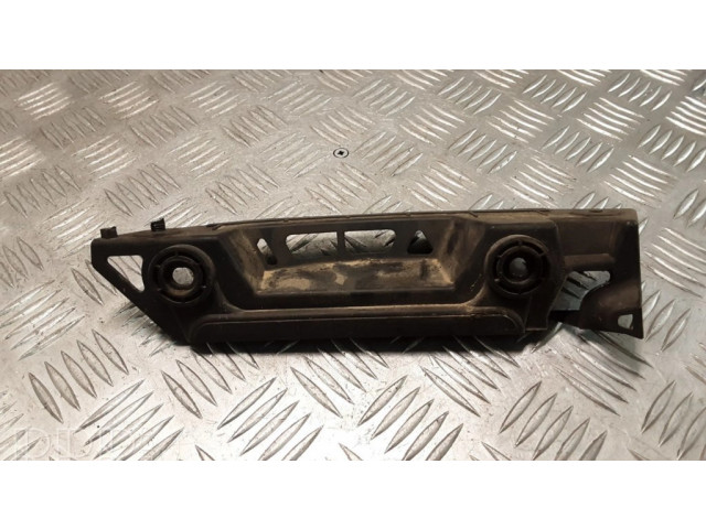 Задний держатель бампера