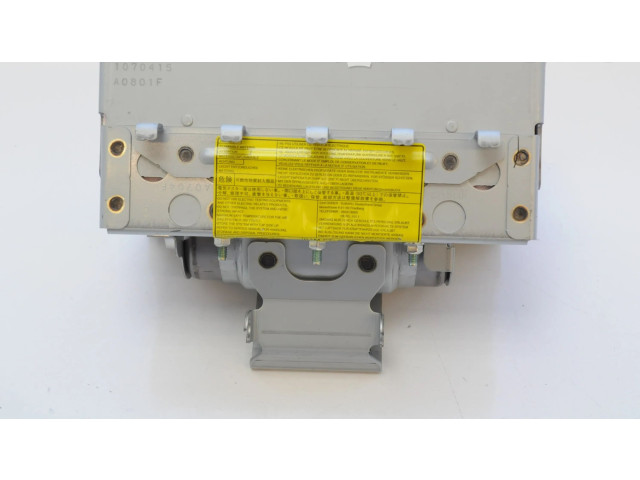 Подушка безопасности пассажира Subaru Legacy