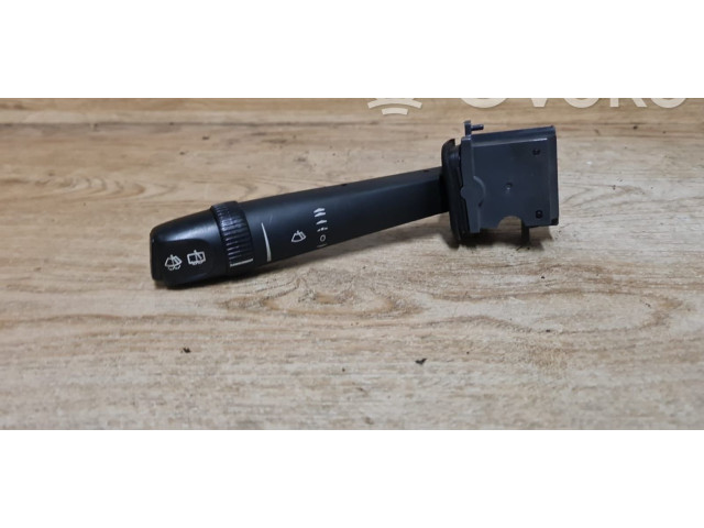 Ручка стеклоочистителей 8691545 Volvo V70