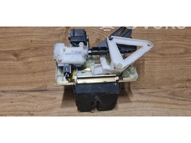 Замок багажника Volvo V70 2005 - 2008 года