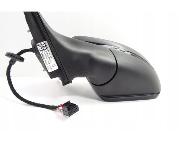 Зеркало электрическое Skoda Scala - года