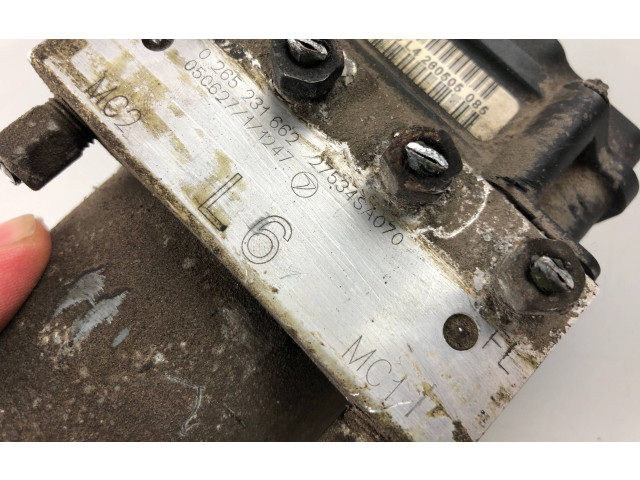 Блок АБС 27534SA070 Subaru Forester SG 2006 - 2008 года