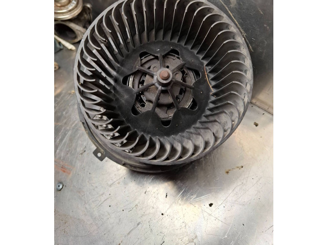 Вентилятор печки 1k1820015d Skoda Octavia Mk2 (1Z)