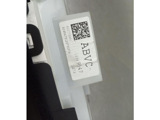 Панель приборов 600775881, 13349547 Opel Meriva B