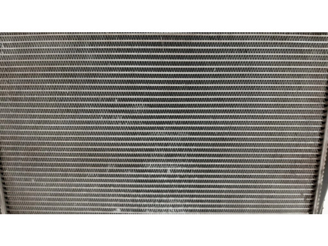 Интеркулер 8743870 Volvo XC90 2.5