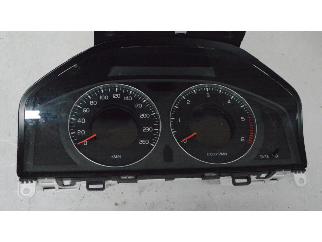 Панель приборов    Volvo XC70       