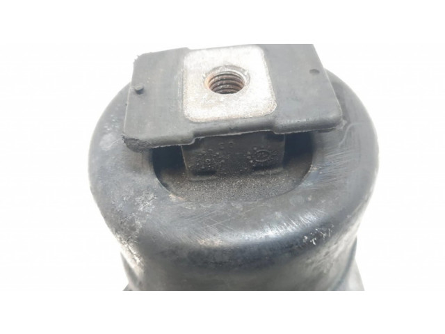 Подушка двигателя